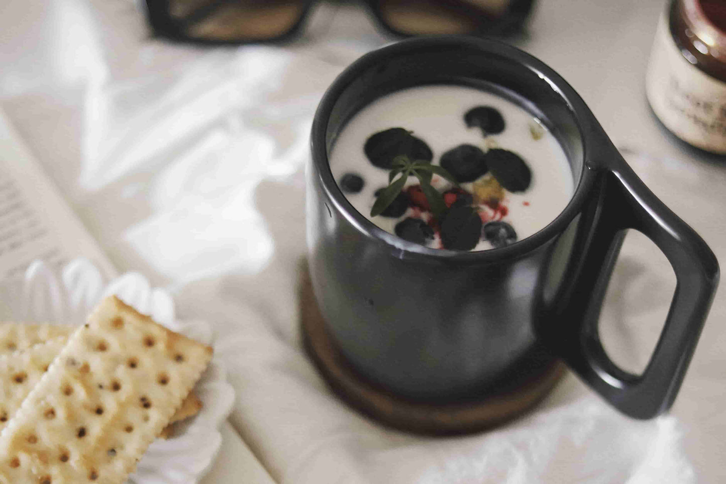 Toilet Paper Roll Ceramic Mug: Gag Gift, Novelty Cup