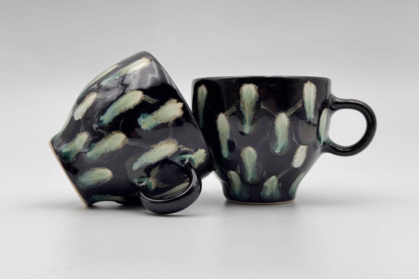 Handmade Iridescent Ceramic Mug: Peacock Inspired Tea & Coffee Cup